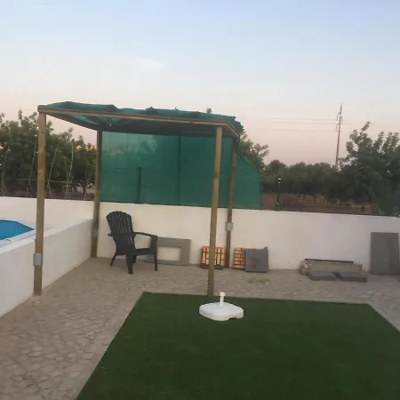 The Hamlets - The Fig Tree & The Olive Tree Olhão
